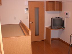 レオパレス山百合 1階1Kのリビング/ダイニング