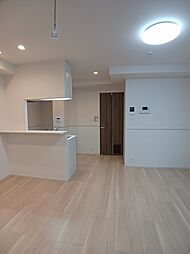 CREVANCE亀戸NORTH 101 1階1LDKのリビング/ダイニング