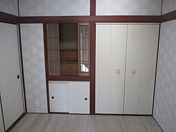 ロイヤルプラザ目白 1階2LDKのリビング/ダイニング