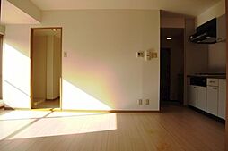 越田ビル 2階1DKのリビング/ダイニング