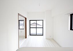 イート アパートメント ヴェリタス 3階1LDKのリビング/ダイニング