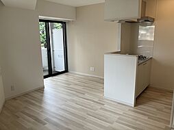 ステラフォート 201 2階1Kのリビング/ダイニング