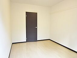 レオネクストマルベリーランチE 101 2階1LDKのリビング/ダイニング