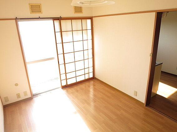 新和ハイツ_内装_0