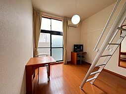 レオパレス清美 1階1Kのリビング/ダイニング