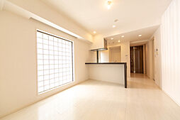 パークリュクス初台 215 2階2LDKのリビング/ダイニング