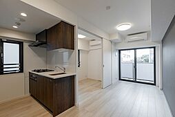 アジールコート松濤 206 2階1LDKのリビング/ダイニング