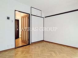 グローバルニシキ 1階1Kのリビング/ダイニング