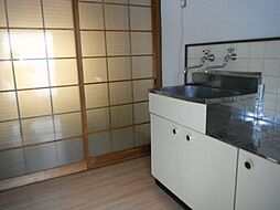 ビバリーコーポ 105 2階1Kのリビング/ダイニング