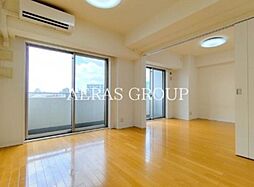 コンフォリア春日富坂 8階1LDKのリビング/ダイニング