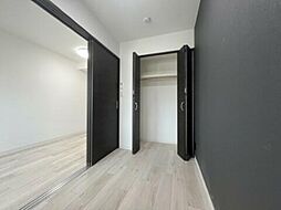 ジーメゾン越谷大袋 3階1LDKのリビング/ダイニング