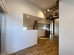 ＳＩＬＶＥＲＡＤＯ方南 2階3LDKのリビング/ダイニング