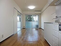 秀和麻布笄町レジデンス 3階2LDKのリビング/ダイニング