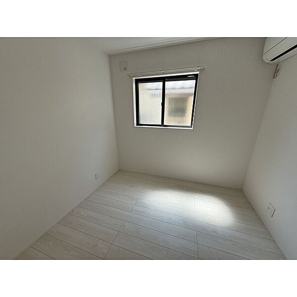 detached 東京都八王子市子安町２丁目35-12

地図を見る