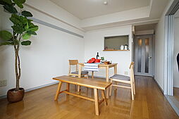 アクシス市川 205 2階3LDKのリビング/ダイニング