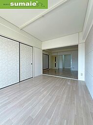 ヤマイチPLAZA黒田 3階3LDKのリビング/ダイニング