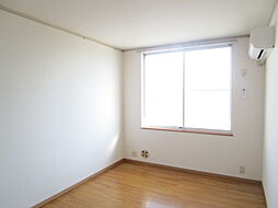 エステートピアクレイン 207 2階ワンルームのリビング/ダイニング