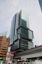 [周辺] 渋谷ヒカリエ 111m