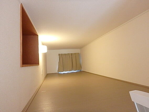 レオパレスストーンリバー_内装_3