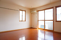 レジデンスウエスト 101 1階ワンルームのリビング/ダイニング