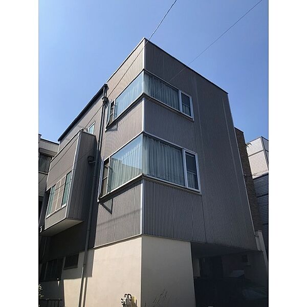 千駄ケ谷4丁目貸家 東京都渋谷区千駄ヶ谷４丁目 賃貸一戸建3sldk 122 17 株式会社ユウキ コーポレーション 本店 の詳細情報 賃貸スタイル 物件id