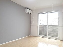 ニューリバーハウス 1階1LDKのリビング/ダイニング