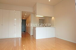 ドゥーエ南麻布 703 7階ワンルームのリビング/ダイニング