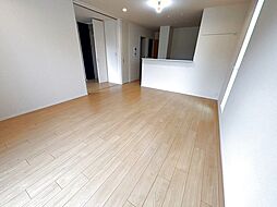 FOREST HILLSIII 102 1階2LDKのリビング/ダイニング