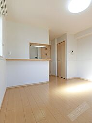 FOREST出島 203 2階1LDKのリビング/ダイニング