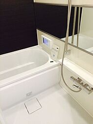 同建物内の写真を掲載しており、実際の部屋とは異なる場合がございます。