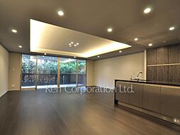 ガーデン高輪 1階2LDKのリビング/ダイニング