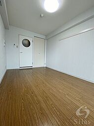 ロイヤルシティ西大路 8階1Kのリビング/ダイニング