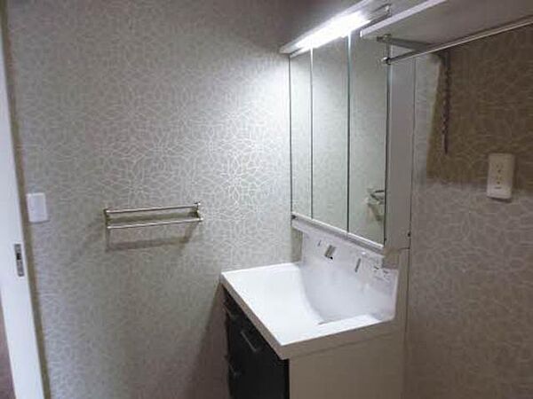 apartment 青森県十和田市西十二番町2-3
西十二番町の賃貸情報を見る
物件地図