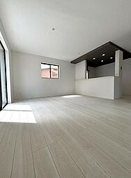 Ｋｏｌｅｔ八王子川口22 5LDKのリビング/ダイニング