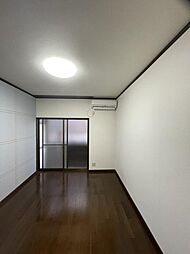 調布ヶ丘ヴィレッジ 1階ワンルームのリビング/ダイニング