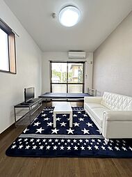 多摩都市モノレール 中央大学・明星大学駅 徒歩3分の賃貸アパート 1階1Kのリビング/ダイニング