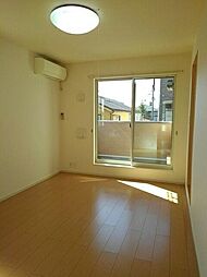 ルレエシャトーII 2階1LDKのリビング/ダイニング