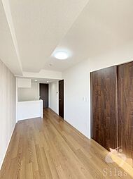阪急伊丹線 伊丹駅 徒歩13分の賃貸マンション 3階1LDKのリビング/ダイニング