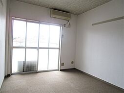 グランドールヤザワ 117 1階1Kのリビング/ダイニング