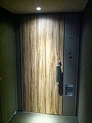 同建物内の写真を掲載しており、実際の部屋とは異なる場合がございます。