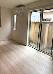 リトルヒル IIJIMA 1階1LDKのリビング/ダイニング