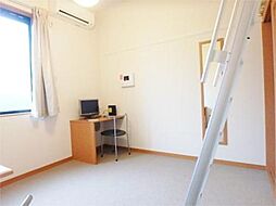 レオパレスクヴェレ 107 1階1Kのリビング/ダイニング