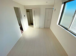 グラシア長津田 104 1階ワンルームのリビング/ダイニング