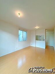 JR阪和線 紀伊中ノ島駅 徒歩15分の賃貸アパート 2階2LDKのリビング/ダイニング