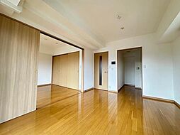 京王相模原線 稲城駅 徒歩2分の賃貸マンション 13階1LDKのリビング/ダイニング