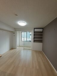 オリバイス 104 1階ワンルームのリビング/ダイニング