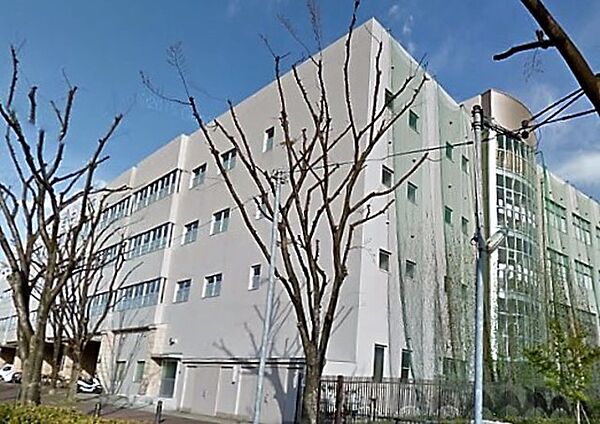 画像22:神戸市立長田中学校 947m