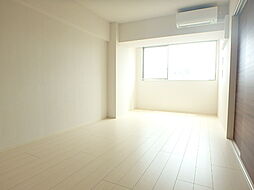 Artisan平井　〜アルティザン〜 402 4階3LDKのリビング/ダイニング