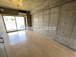 ロイスグラン神戸湊川公園 3階ワンルームのリビング/ダイニング