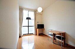 レオパレス真(27262) 201 2階1Kのリビング/ダイニング